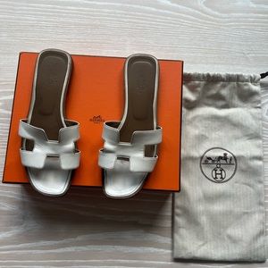 Hermes white Oran sandals